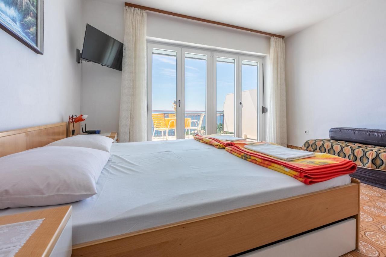 Apartments Laura 드라말리 외부 사진