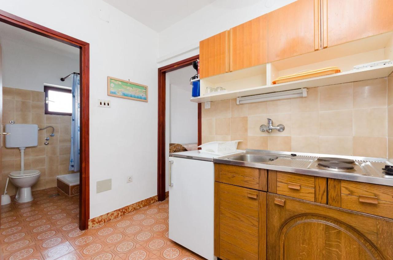 Apartments Laura 드라말리 외부 사진